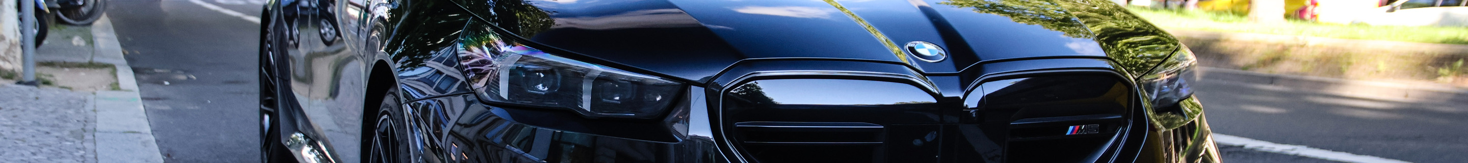 BMW M5 G90