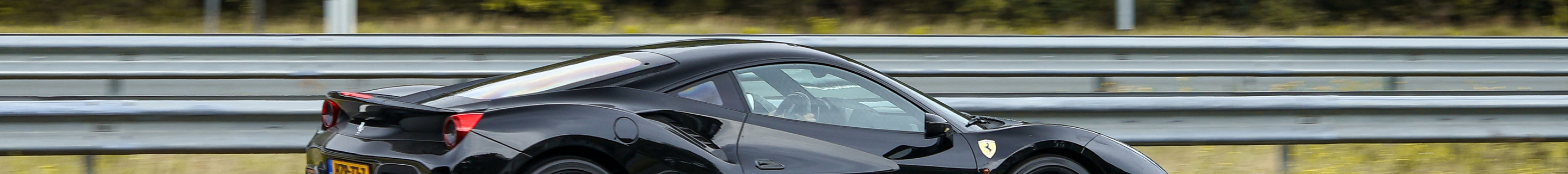 Ferrari 488 Pista