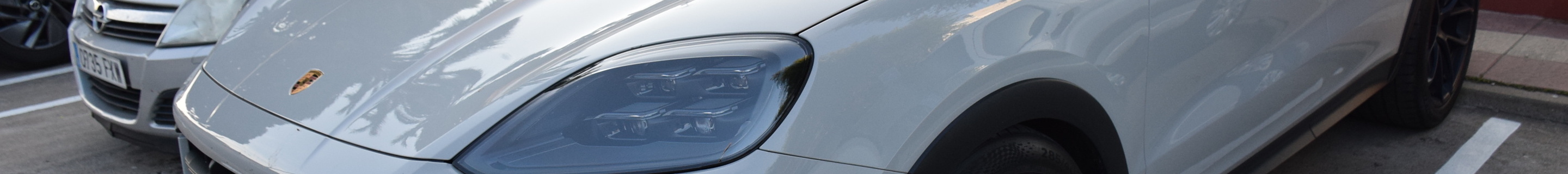Porsche Cayenne Coupé Turbo E-Hybrid