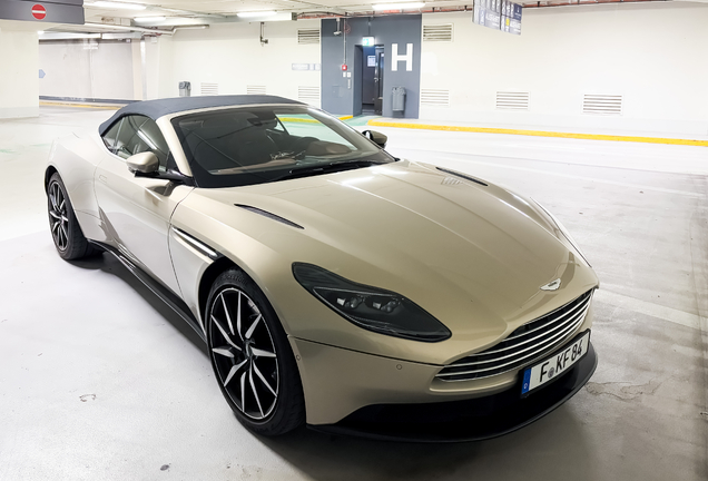 Aston Martin DB11 V8 Volante