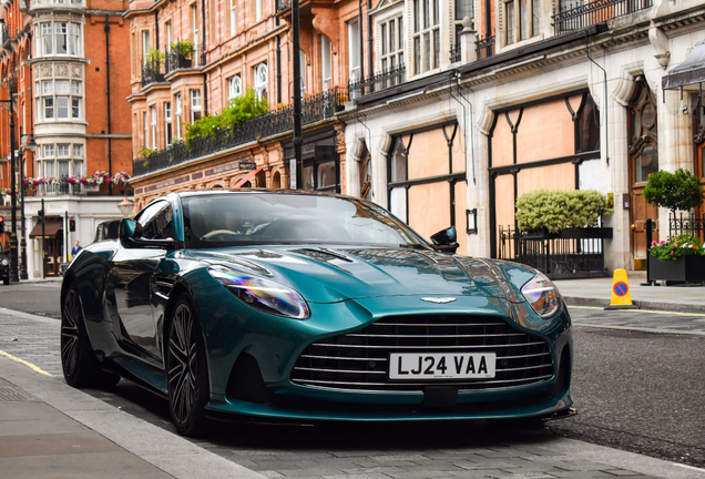 Aston Martin DB12