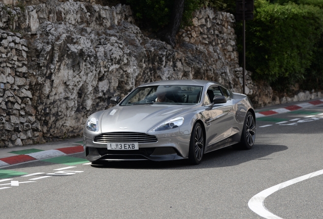 Aston Martin Vanquish 2013