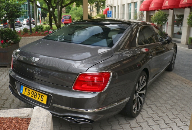 Bentley Flying Spur V8 Azure