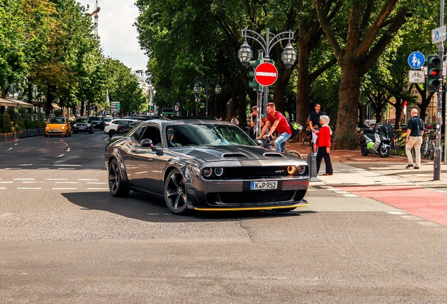 Dodge Challenger SRT Hellcat Widebody