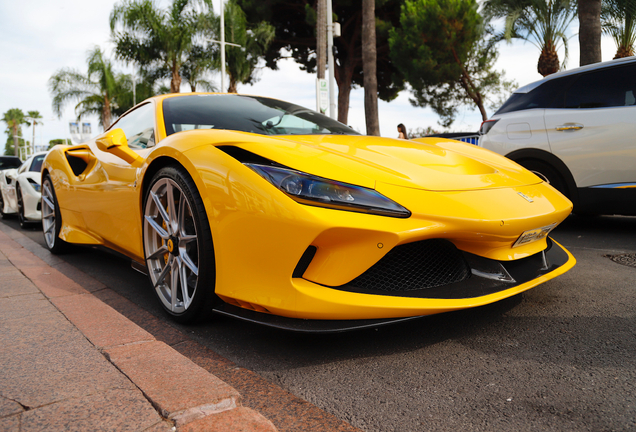 Ferrari F8 Tributo Novitec Rosso