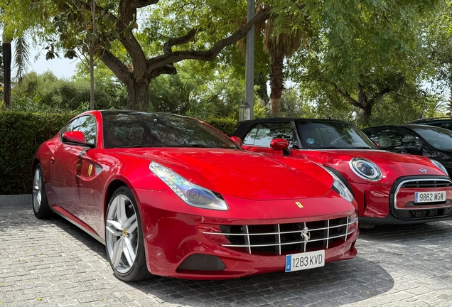 Ferrari FF
