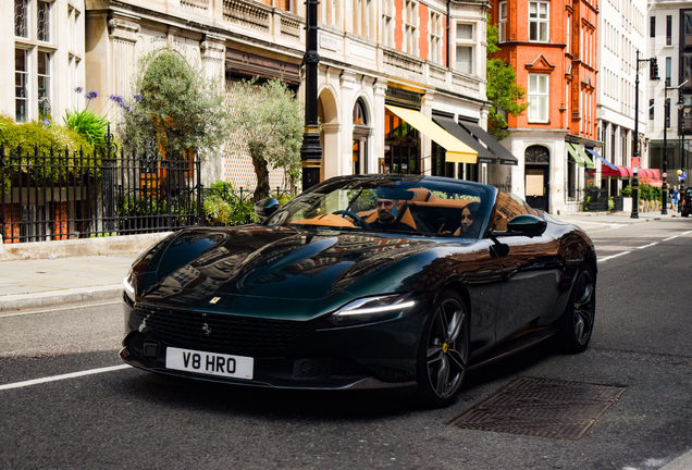Ferrari Roma Spider