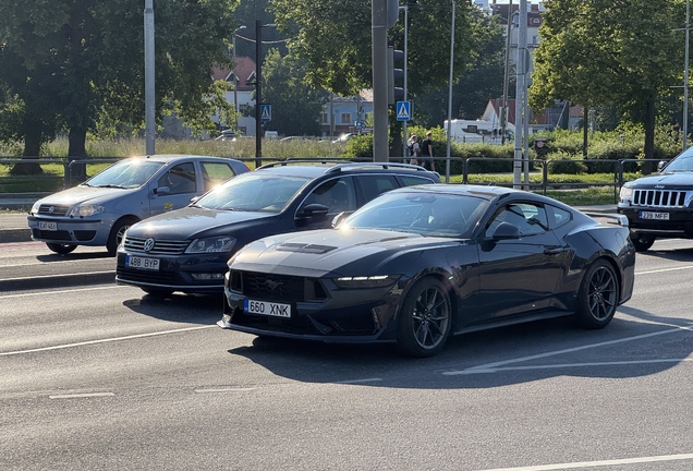 Ford Mustang Dark Horse 2024