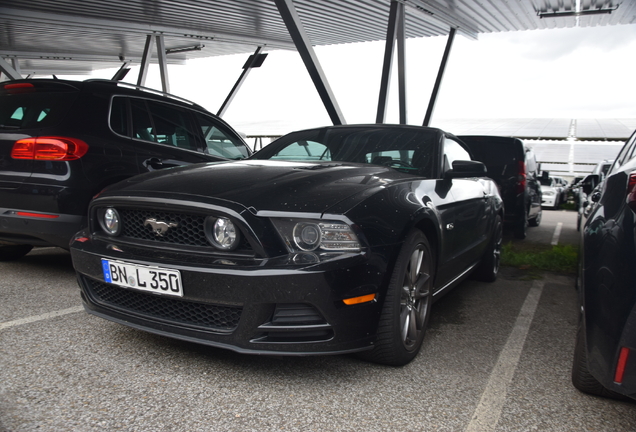Ford Mustang GT Convertible 2013