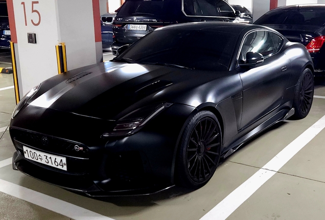 Jaguar F-TYPE SVR Coupé 2017