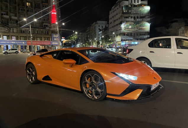 Lamborghini Huracán LP640-2 Tecnica