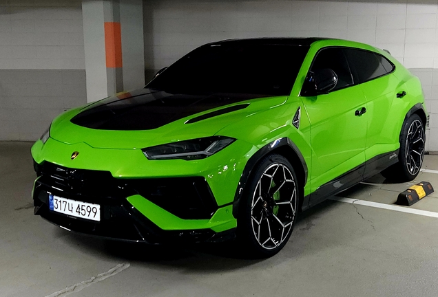 Lamborghini Urus Performante