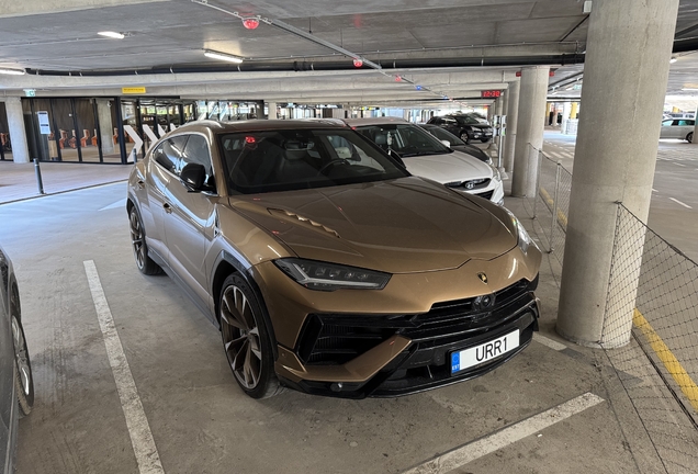 Lamborghini Urus S