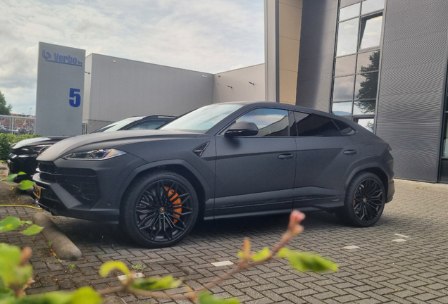 Lamborghini Urus SE