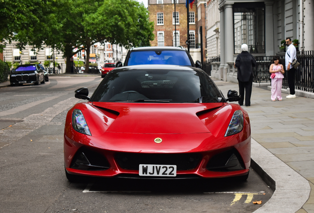 Lotus Emira
