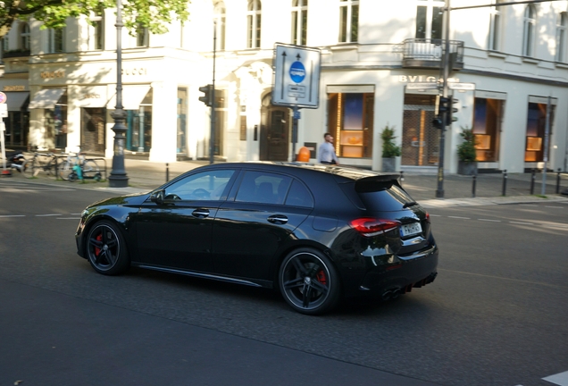 Mercedes-AMG A 45 S W177