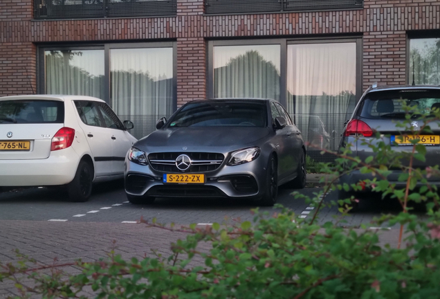 Mercedes-AMG E 63 S W213