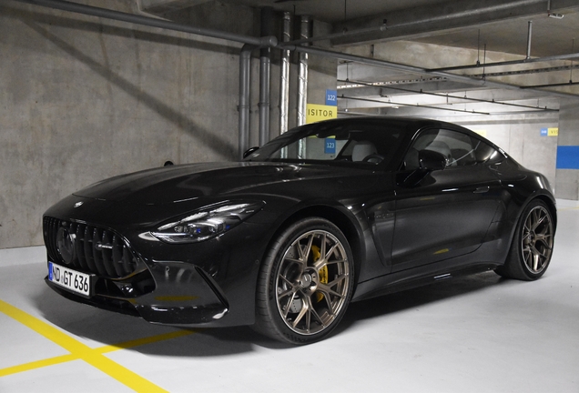 Mercedes-AMG GT 63 C192
