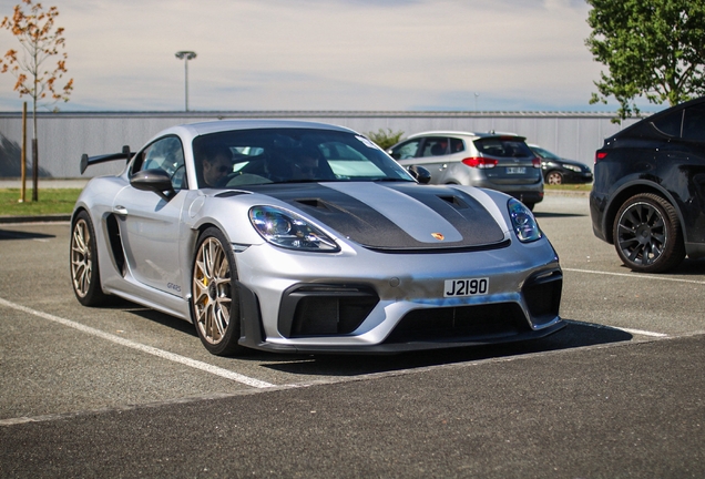 Porsche 718 Cayman GT4 RS Weissach Package