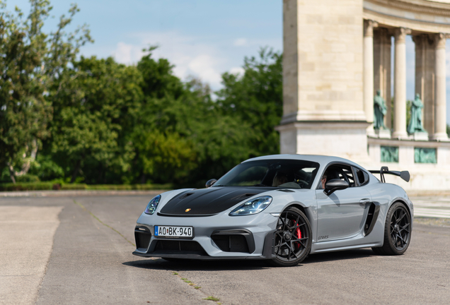 Porsche 718 Cayman GT4 RS Weissach Package
