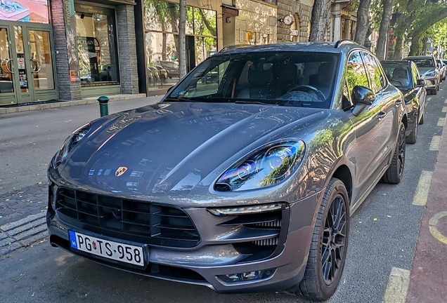 Porsche 95B Macan GTS