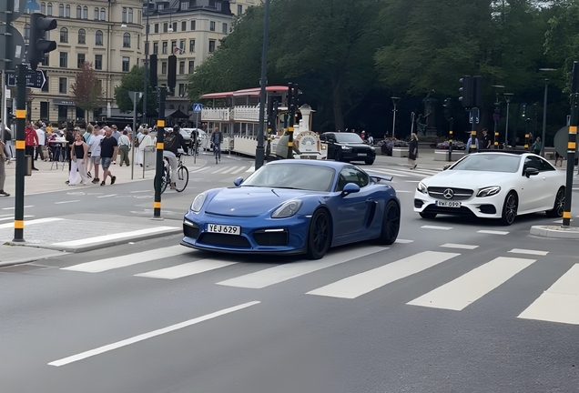 Porsche 981 Cayman GT4