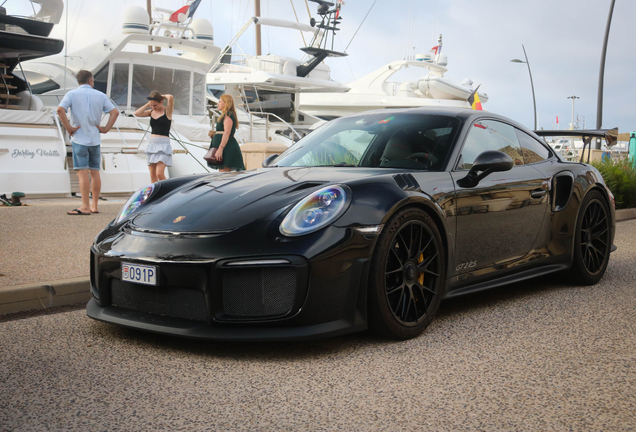Porsche 991 GT2 RS Weissach Package