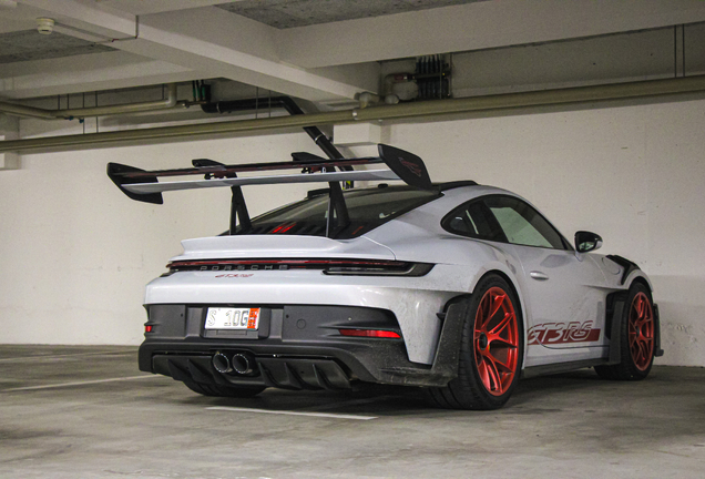 Porsche 992 GT3 RS Weissach Package
