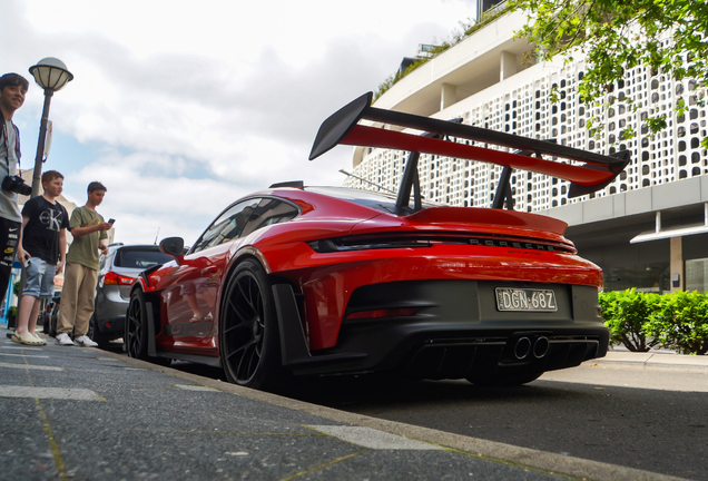 Porsche 992 GT3 RS Weissach Package