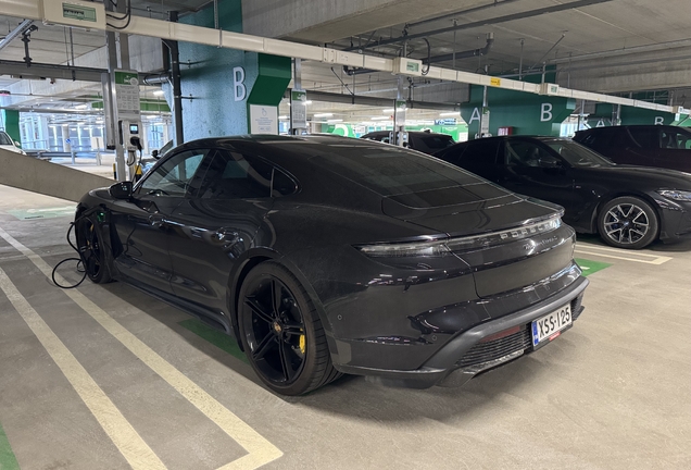 Porsche Taycan Turbo S