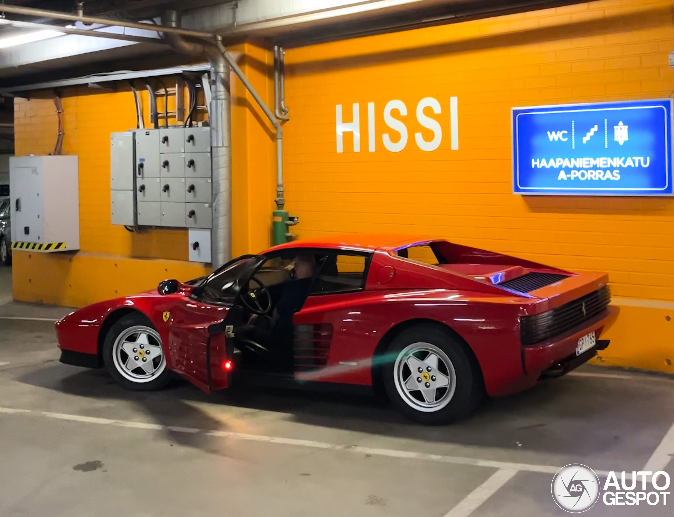 Ferrari Testarossa