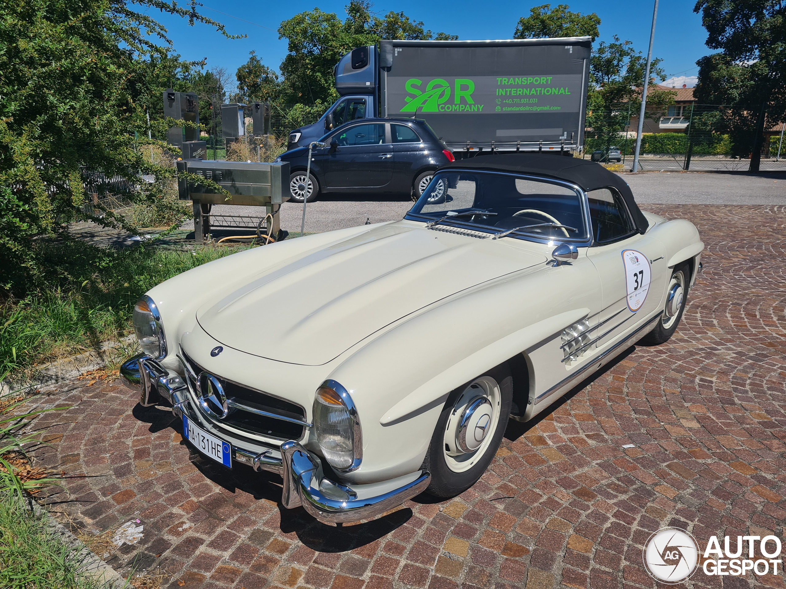 Mercedes-Benz 300SL Roadster