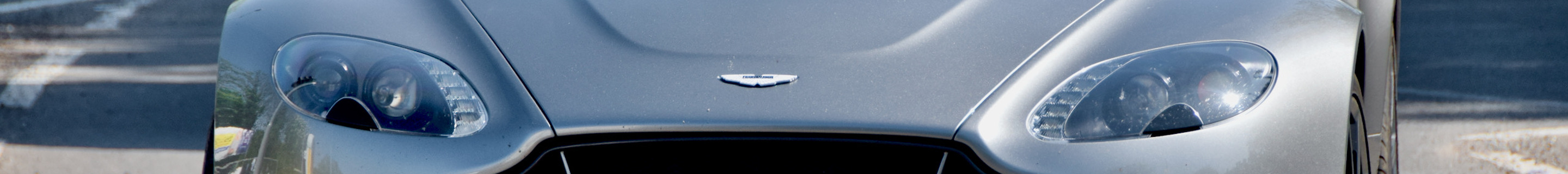 Aston Martin V12 Vantage S