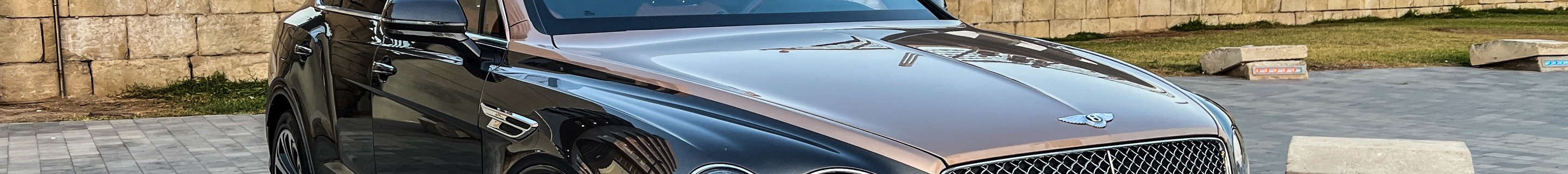 Bentley Bentayga Hybrid 2021