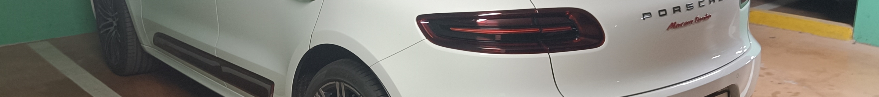 Porsche 95B Macan Turbo MkI Exclusive Performance Edition