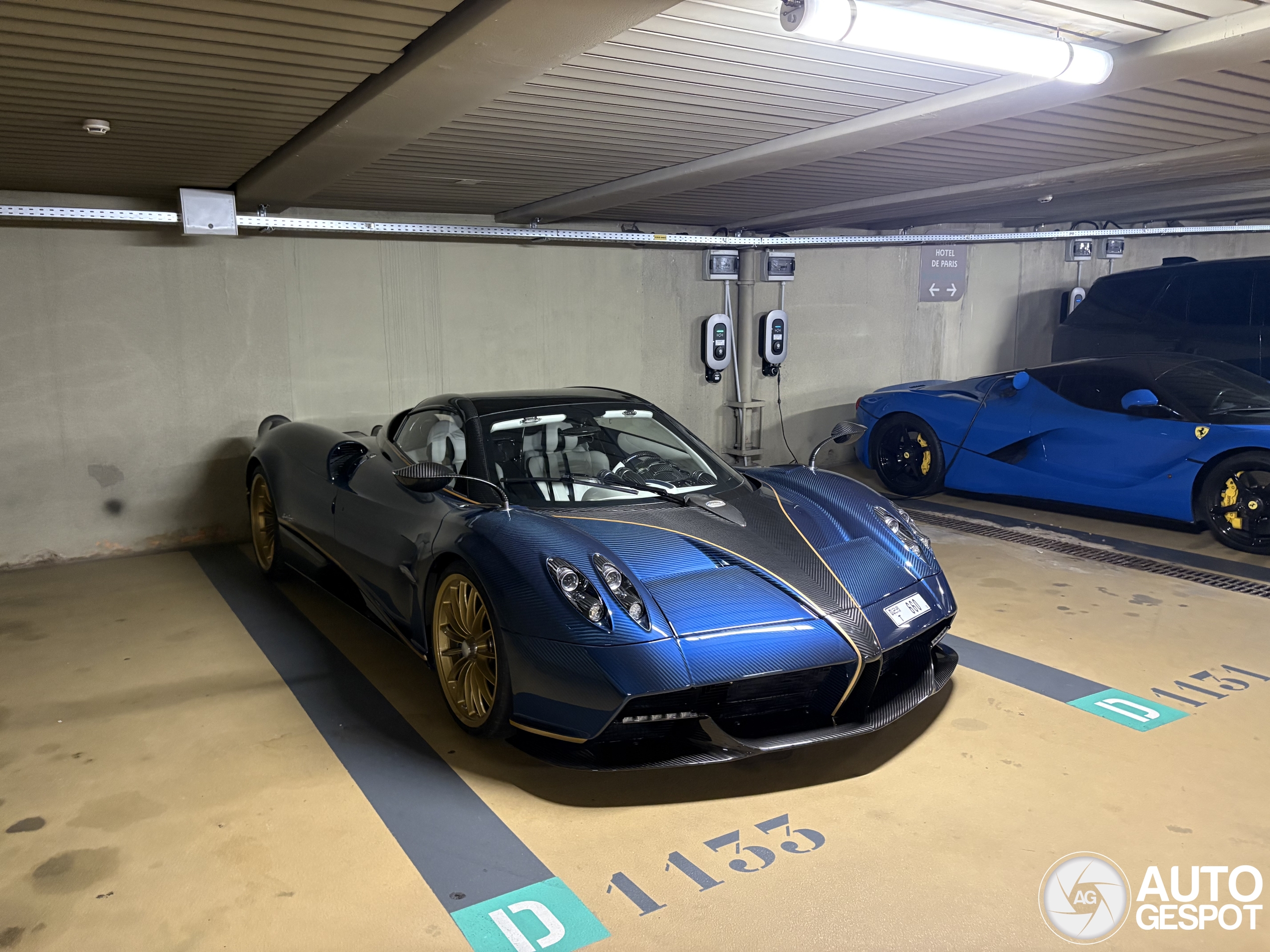 Pagani Huayra Roadster