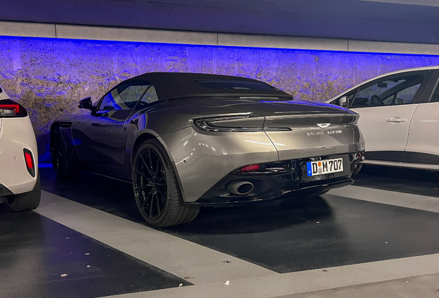 Aston Martin DB11 V8 Volante
