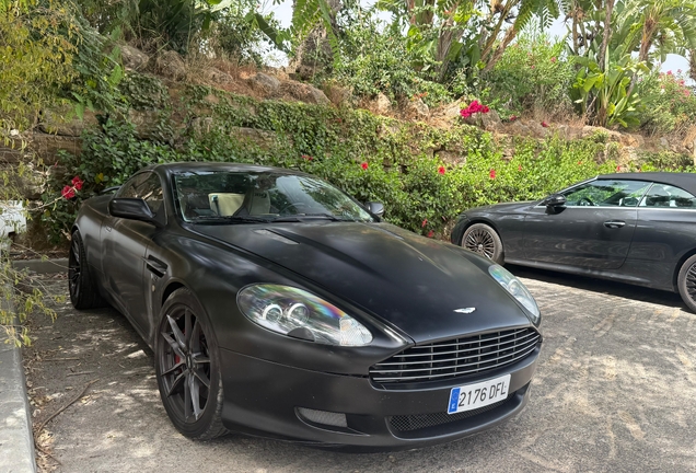 Aston Martin DB9