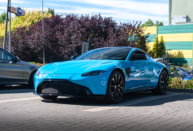 Aston Martin V8 Vantage 2018