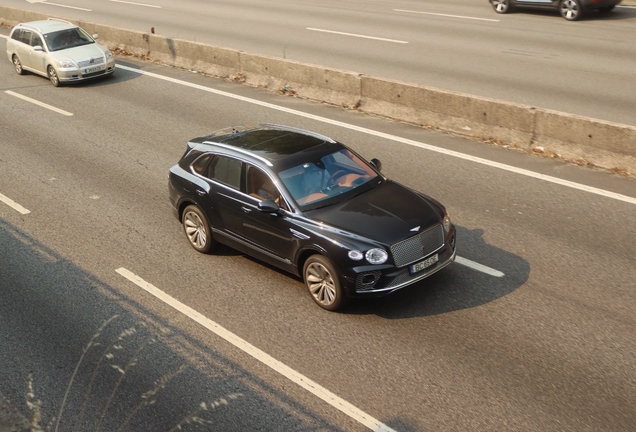 Bentley Bentayga Azure