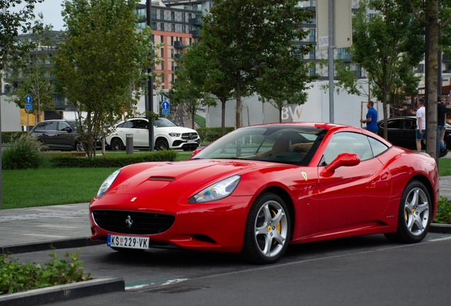 Ferrari California