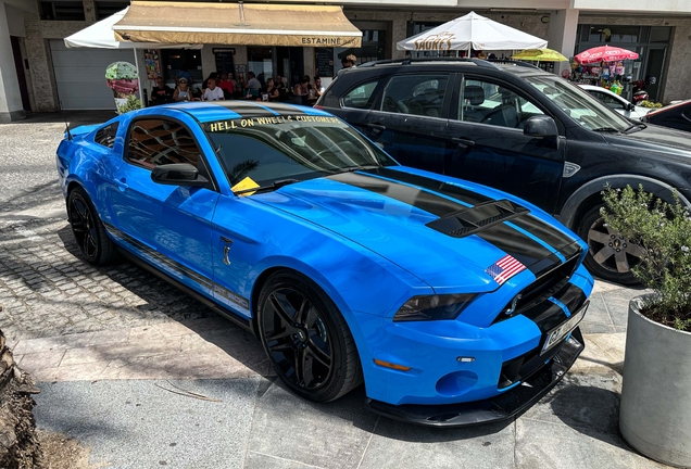 Ford Mustang Shelby GT500 2013
