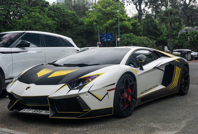 Lamborghini Aventador LP700-4