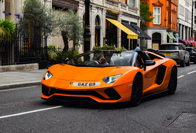 Lamborghini Aventador S LP740-4 Roadster