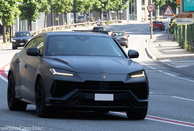 Lamborghini Urus Performante