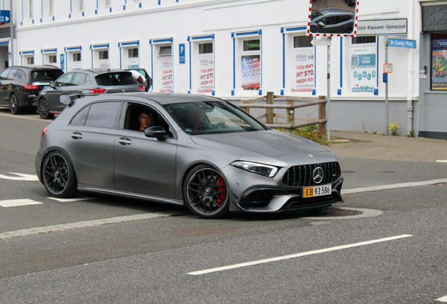 Mercedes-AMG A 45 S W177