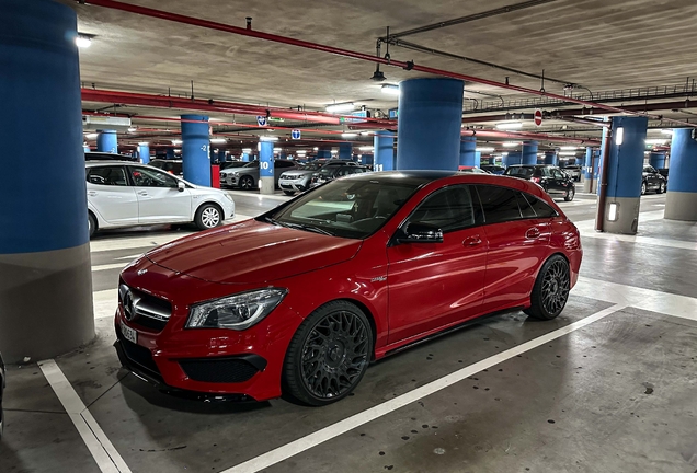 Mercedes-AMG CLA 45 Shooting Brake X117