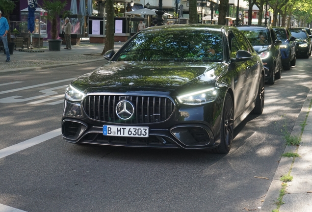 Mercedes-AMG S 63 E-Performance W223