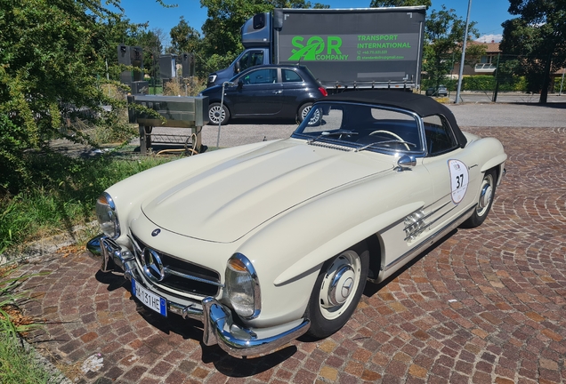 Mercedes-Benz 300SL Roadster