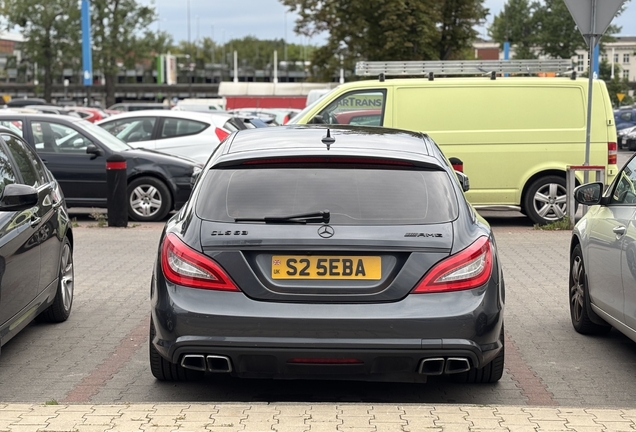 Mercedes-Benz CLS 63 AMG X218 Shooting Brake